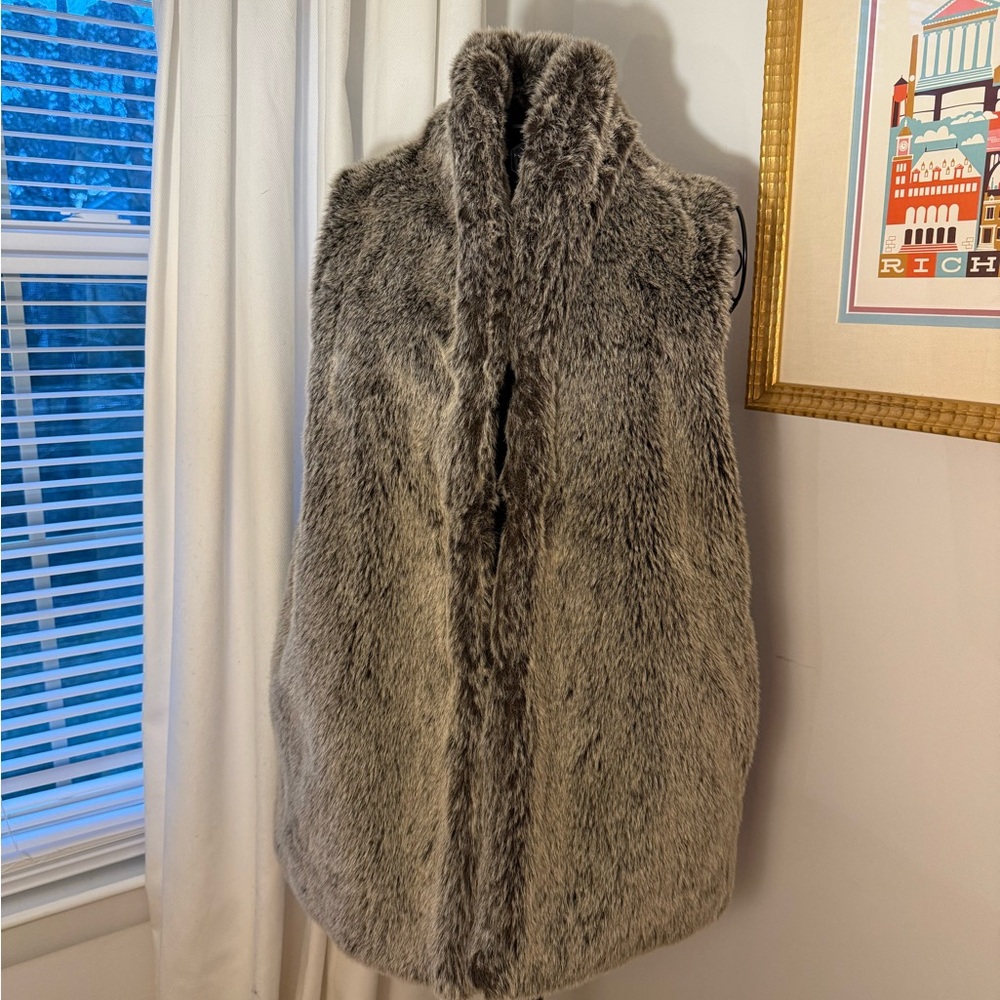 Steve Madden Faux Fur Vest - Size L